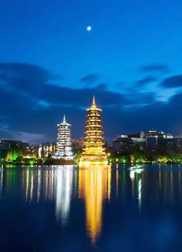 唯美中国古建筑：小桥流水、亭台楼阁