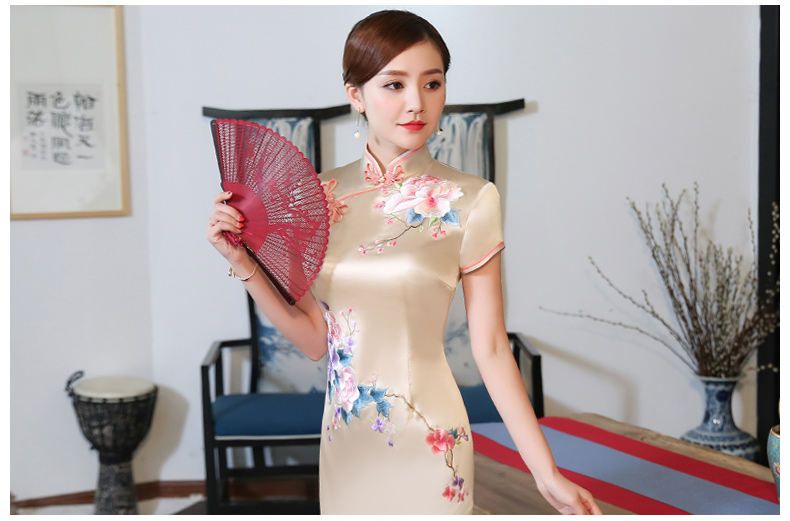金牡丹刺绣旗袍，复古唯美旗袍裙