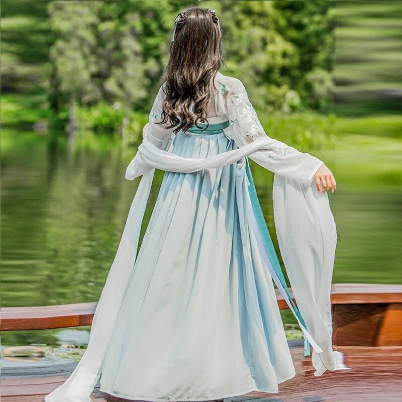 柔和素雅汉服，清新可人汉服图片