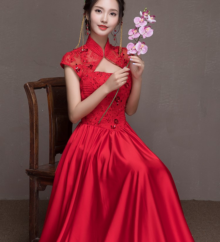 喜结良缘中式礼服，唯美性感珠花晚礼服