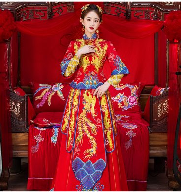 奢华凤凰中式礼服，唯美五彩刺绣新娘礼服