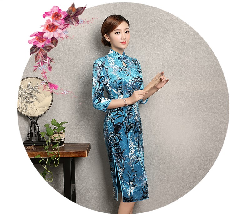 蓝色印花郁兰旗袍，优雅复古旗袍裙
