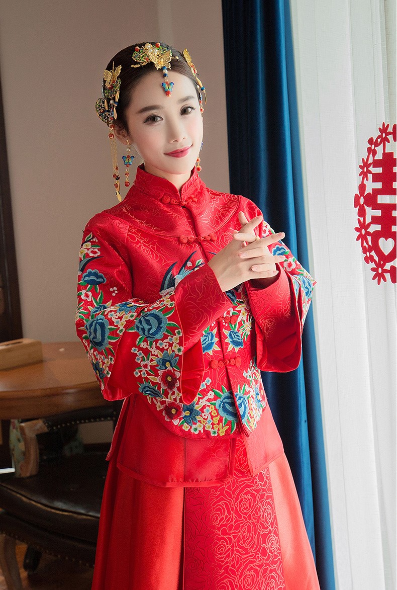 中国风精致刺绣中式礼服新娘礼服