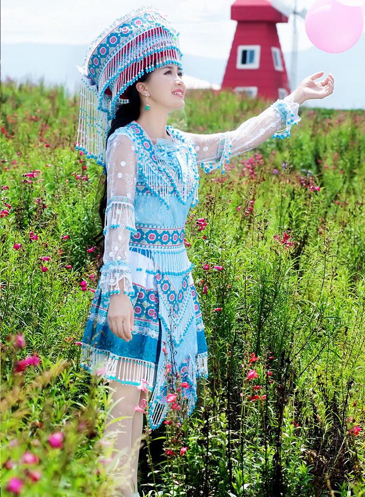 苗族服饰民俗服饰图片