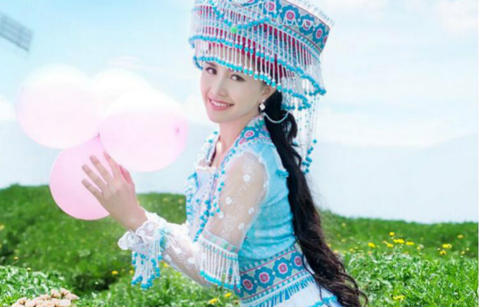 苗族服饰民俗服饰图片