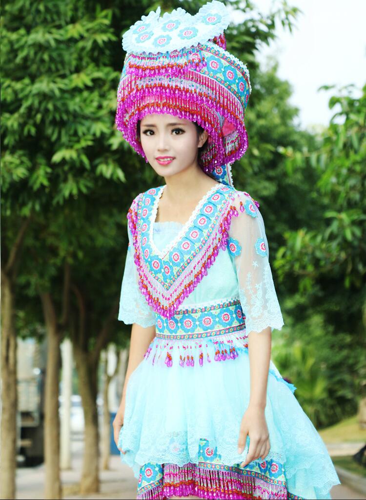 中国风民族服装苗族服饰