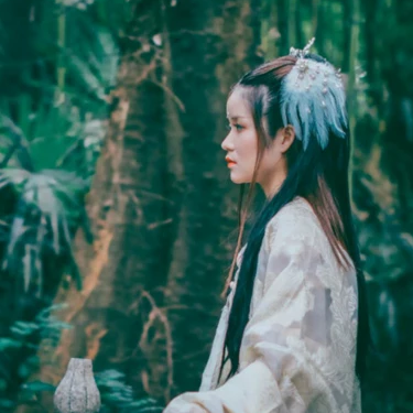 小清新女生头像：唯美古风真人头像