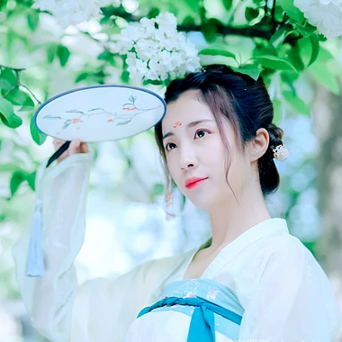 清新绣球花女生头像，唯美古风真人头像