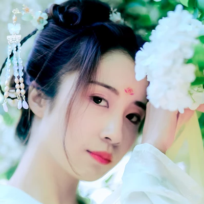 清新绣球花女生头像，唯美古风真人头像