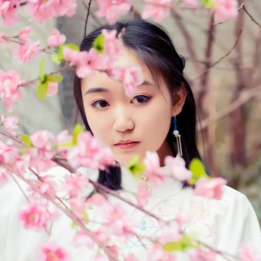 清新文艺淡雅女生头像，唯美古风真人头像
