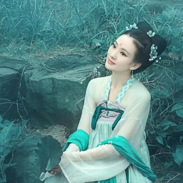 文艺可爱清新女生头像，唯美古风真人头像