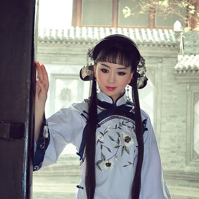 古典雅韵的女生头像，唯美古风真人头像