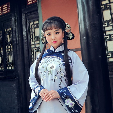 古典雅韵的女生头像，唯美古风真人头像
