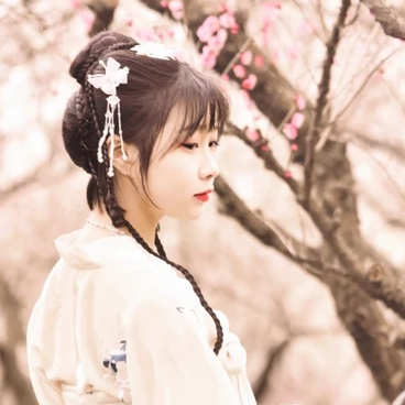 清新梅花仙子女生头像，唯美古风真人头像