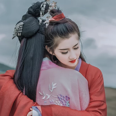 草原喝酒闺蜜头像，唯美古风真人头像