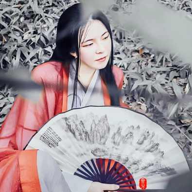 冰雪柔情少女头像，唯美古风真人头像