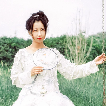 小清新唯美古风真人女子头像