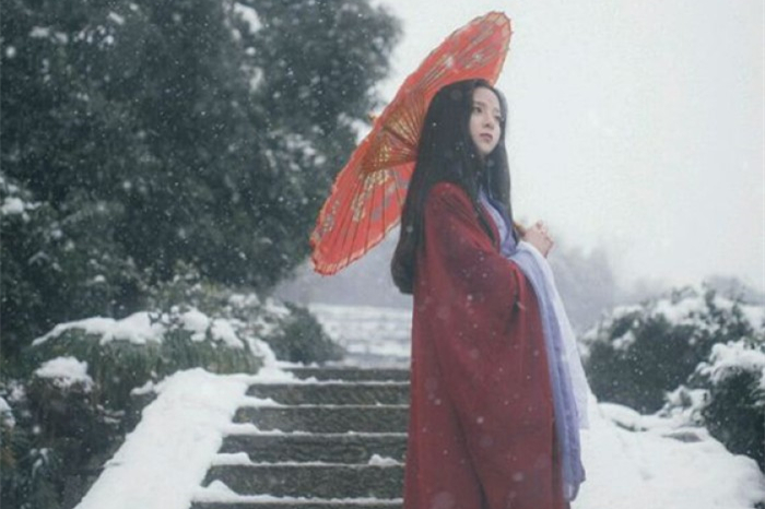 温柔可人古风汉服女子头像，端庄秀丽女生头像